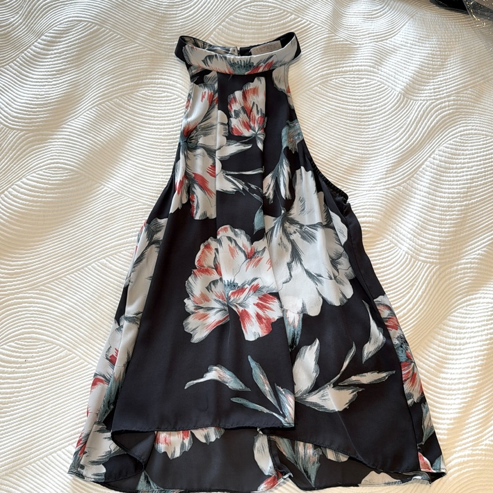 1 State floral pattern halter style tank top with flowing waist
